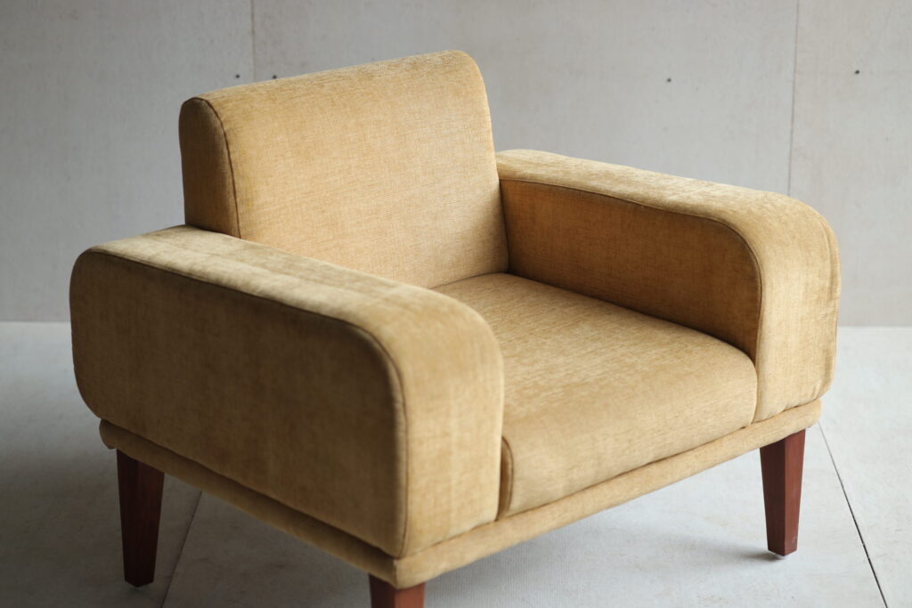 Toffee couch chair